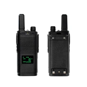 זוג מכשירי קשר ECO WPF-8 עם צג ועמדת טעינה